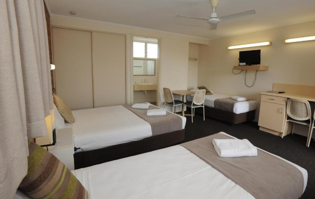 Shoredrive Motel Τάουνσβιλ Δωμάτιο φωτογραφία